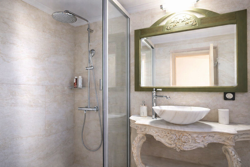 Two-Bedroom Deluxe Apartment